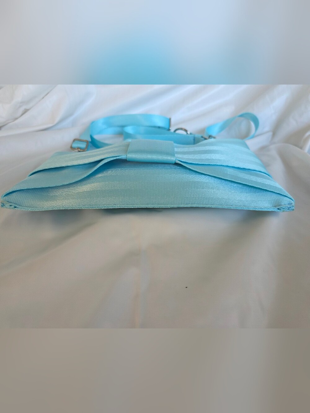 HARVEYS Lola Bow Clutch Maliblue Seatbelt Crossbody Bag Babyblue - Picture 12 of 16
